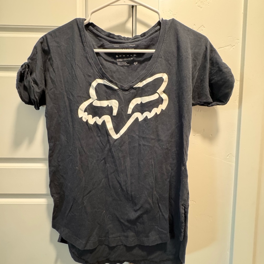 Fox V-Neck Tee with White Emblem